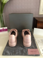 Load image into Gallery viewer, Oversized Sneaker Matte