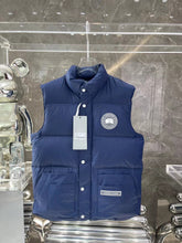 Load image into Gallery viewer, Northern Lights Gilet
