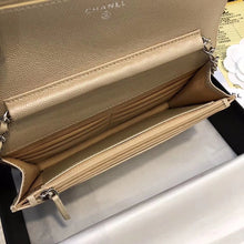 Load image into Gallery viewer, Chevron Caviar Woc