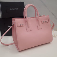 Load image into Gallery viewer, Sac De Jour Grained Leather
