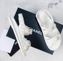 Load image into Gallery viewer, CC Chain Dad Sandals