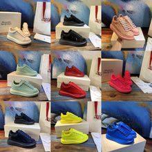 Load image into Gallery viewer, Oversized Sneaker Patent Ladies