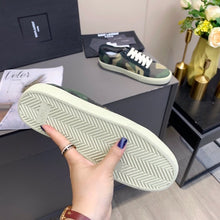 Load image into Gallery viewer, Logo Trainers