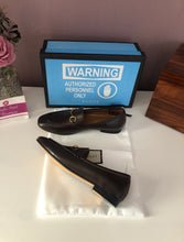 Load image into Gallery viewer, Jordaan Leather Loafers