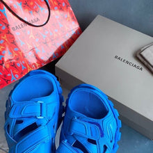 Load image into Gallery viewer, Track Sandals