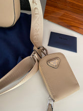 Load image into Gallery viewer, Re Edition Leather Bag