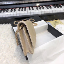 Load image into Gallery viewer, Chevron Caviar Woc