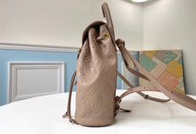Load image into Gallery viewer, Montsouris Backpack