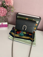 Load image into Gallery viewer, Dionysus Grained WOC