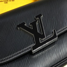 Load image into Gallery viewer, Buci