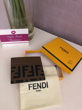 Load image into Gallery viewer, F Logo Card Holder