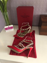 Load image into Gallery viewer, Rockstud 10cm Heels