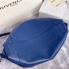 Load image into Gallery viewer, Antigona Soft Leather