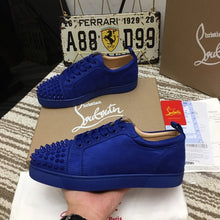 Load image into Gallery viewer, Louis Spikes Womens