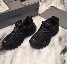 Load image into Gallery viewer, Track Sneaker Ladies
