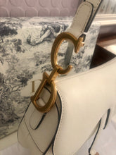 Load image into Gallery viewer, Saddle Bag Grained Leather