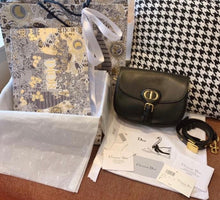 Load image into Gallery viewer, Bobby