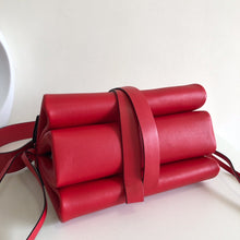 Load image into Gallery viewer, V Ring Shoulder Bag