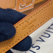 Load image into Gallery viewer, Buci