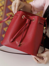 Load image into Gallery viewer, Leather Bucket Bag
