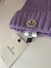 Load image into Gallery viewer, Fur Pom Hat