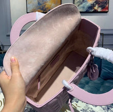 Load image into Gallery viewer, Lady Dior Ultra Matte