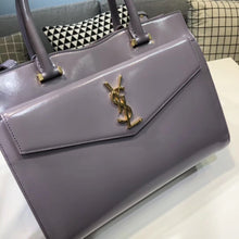 Load image into Gallery viewer, Uptown Medium Tote