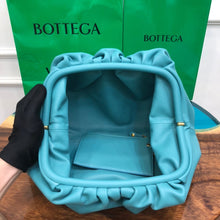 Load image into Gallery viewer, Pouch