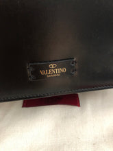 Load image into Gallery viewer, V Sling Shoulder Bag