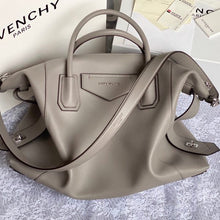 Load image into Gallery viewer, Antigona Soft Leather