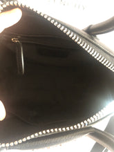 Load image into Gallery viewer, Antigona Grained Leather