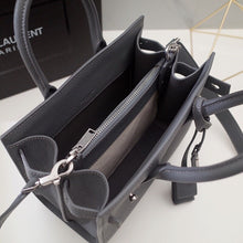 Load image into Gallery viewer, Sac De Jour Grained Leather