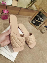 Load image into Gallery viewer, Padded Sandals