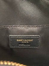 Load image into Gallery viewer, Lou Camera Bag