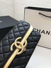 Load image into Gallery viewer, Flap Bag