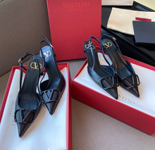 Load image into Gallery viewer, V Logo Slingback 4cm