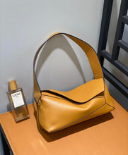 Load image into Gallery viewer, Puzzle Hobo