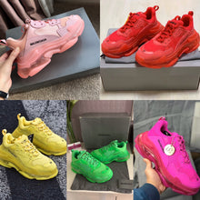 Load image into Gallery viewer, Triple S Clear Sole Colours