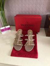 Load image into Gallery viewer, Rockstud Mules 6.5cm