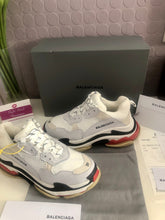 Load image into Gallery viewer, Triple S Ladies