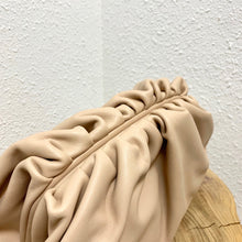 Load image into Gallery viewer, Pouch