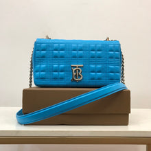 Load image into Gallery viewer, Lola Small