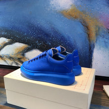 Load image into Gallery viewer, Oversized Sneaker Patent Ladies
