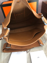 Load image into Gallery viewer, Evelyne