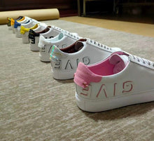 Load image into Gallery viewer, Reverse Sneaker