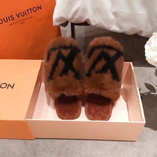 Load image into Gallery viewer, Homey Fur Slippers