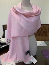 Load image into Gallery viewer, GG Shawl