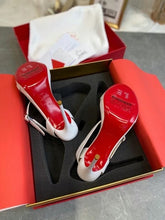 Load image into Gallery viewer, Loubi Queen