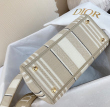 Load image into Gallery viewer, Lady D Stripes