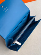 Load image into Gallery viewer, Iris Wallet